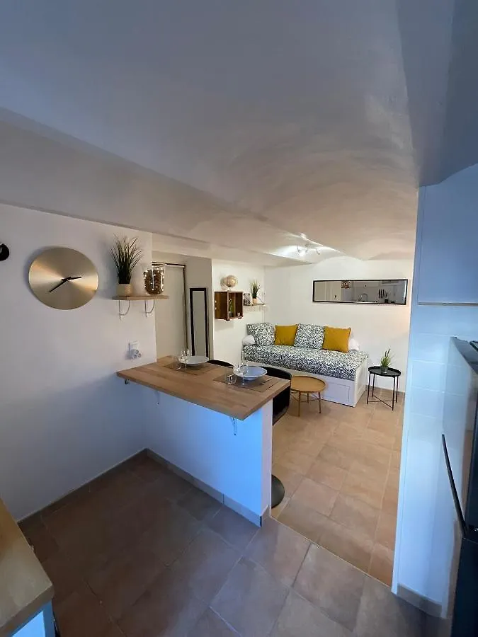 Apartment Studio Vallon D'Azur A Carqueiranne