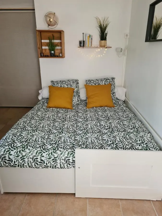 Studio Vallon D'Azur A Carqueiranne 0*,  France